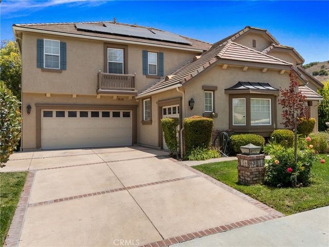 574 Oak Tree Court, Simi Valley, CA 93065