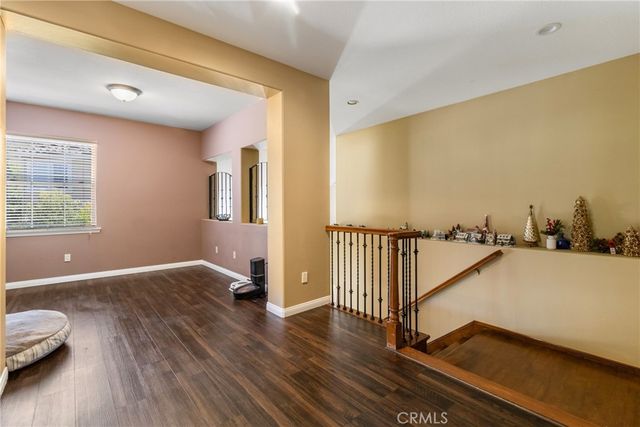 574 Oak Tree Court, Simi Valley, CA 93065