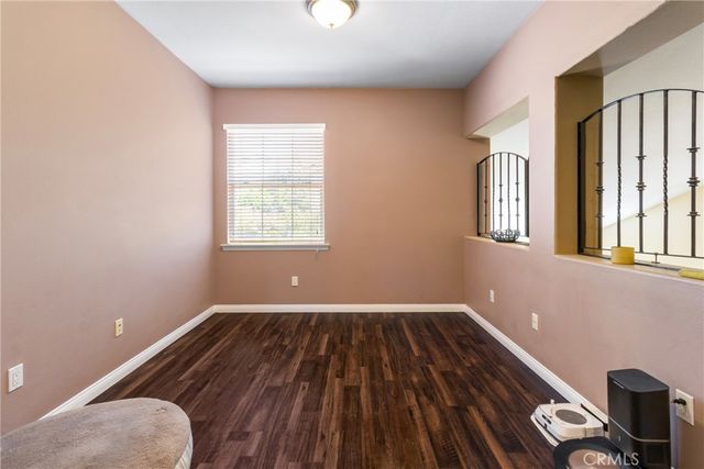 574 Oak Tree Court, Simi Valley, CA 93065