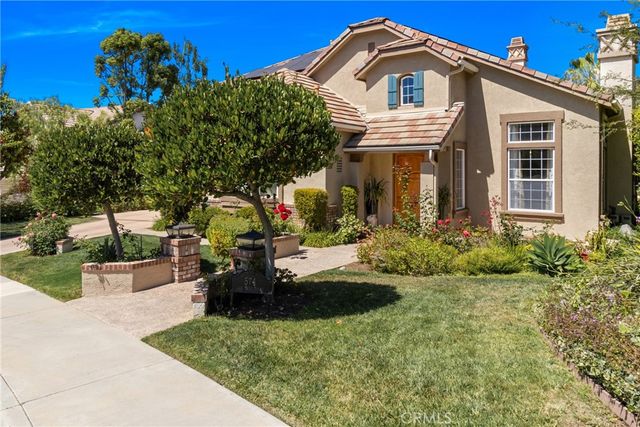 574 Oak Tree Court, Simi Valley, CA 93065