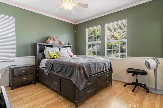 574 Oak Tree Court, Simi Valley, CA 93065
