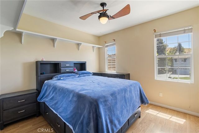 574 Oak Tree Court, Simi Valley, CA 93065