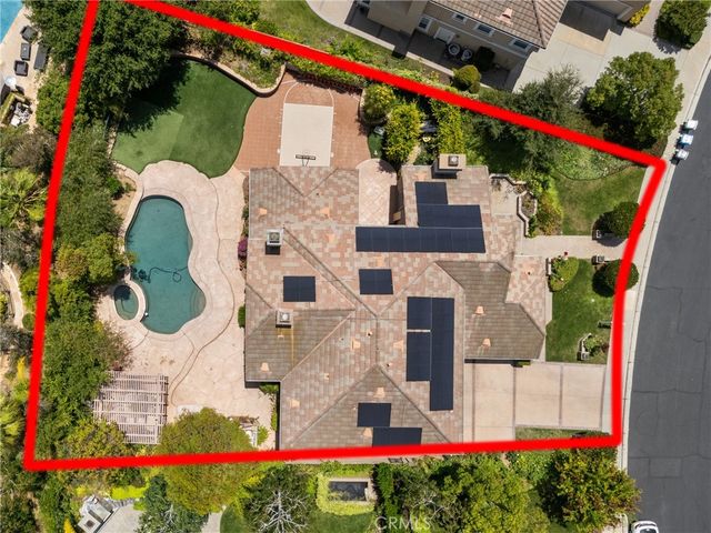 574 Oak Tree Court, Simi Valley, CA 93065
