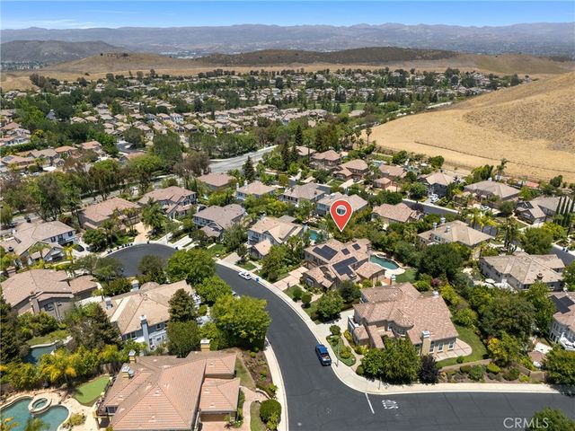574 Oak Tree Court, Simi Valley, CA 93065