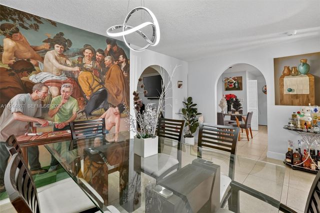 9835 SW 26th Ter, Miami, FL 33165