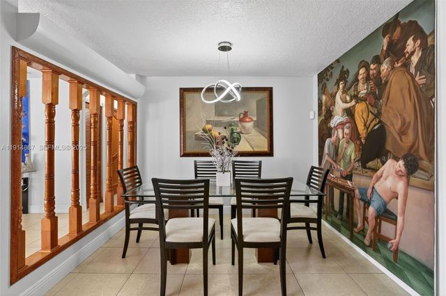 9835 SW 26th Ter, Miami, FL 33165