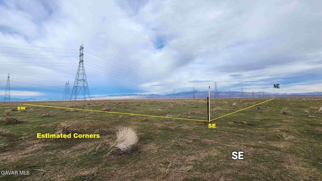 11800 Avenue B10, Lancaster, CA 93536