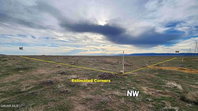 11800 Avenue B10, Lancaster, CA 93536