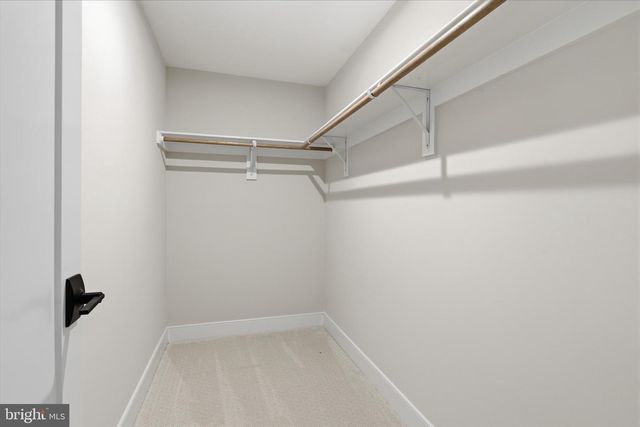 6511 IVY HILL DR, Mclean, VA 22101