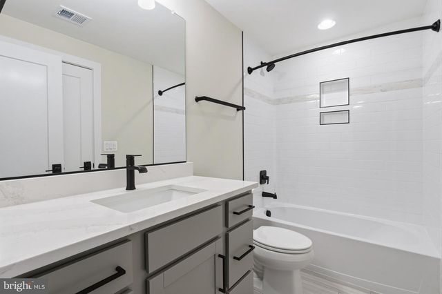 6511 IVY HILL DR, Mclean, VA 22101