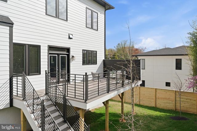 6511 IVY HILL DR, Mclean, VA 22101