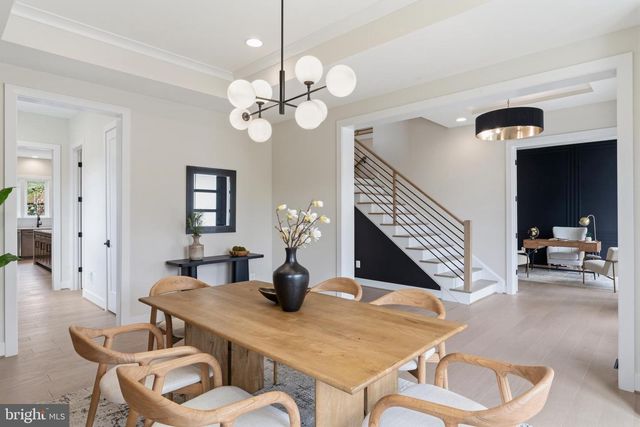 6511 IVY HILL DR, Mclean, VA 22101