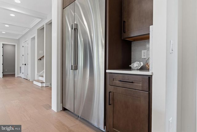 6511 IVY HILL DR, Mclean, VA 22101