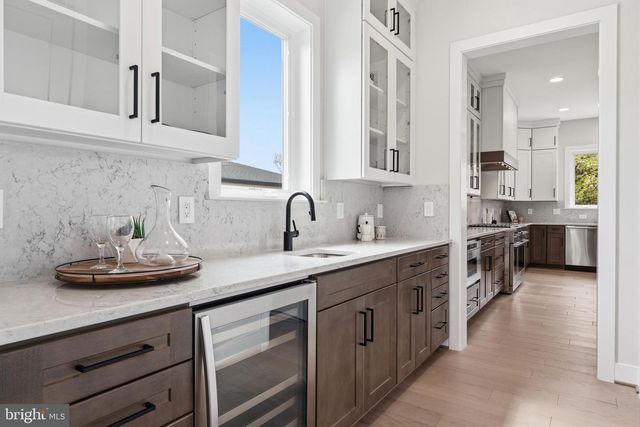 6511 IVY HILL DR, Mclean, VA 22101