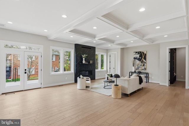 6511 IVY HILL DR, Mclean, VA 22101