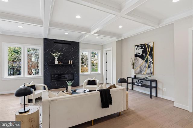 6511 IVY HILL DR, Mclean, VA 22101