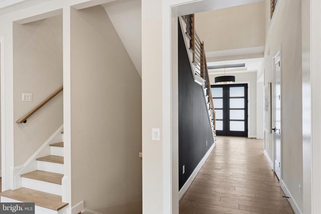 6511 IVY HILL DR, Mclean, VA 22101