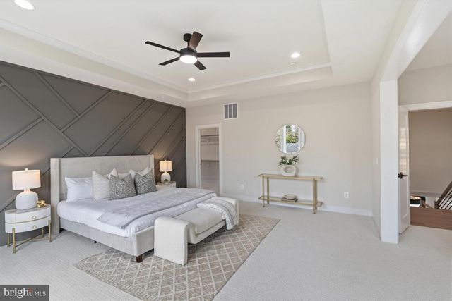 6511 IVY HILL DR, Mclean, VA 22101