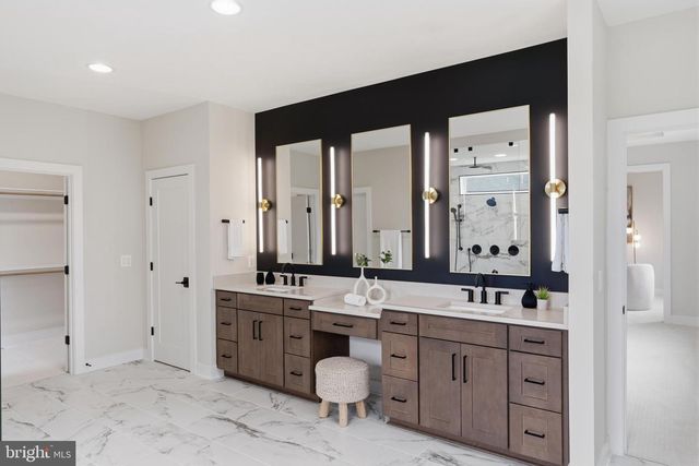 6511 IVY HILL DR, Mclean, VA 22101