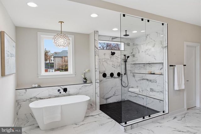 6511 IVY HILL DR, Mclean, VA 22101