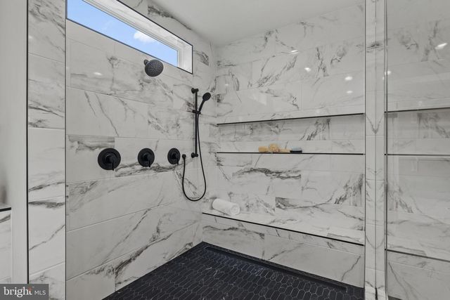 6511 IVY HILL DR, Mclean, VA 22101