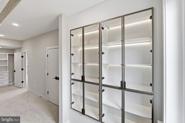 6511 IVY HILL DR, Mclean, VA 22101