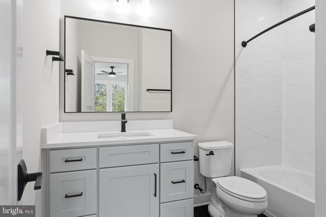 6511 IVY HILL DR, Mclean, VA 22101