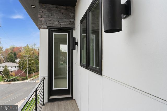 6511 IVY HILL DR, Mclean, VA 22101