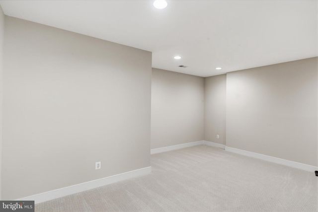 6511 IVY HILL DR, Mclean, VA 22101