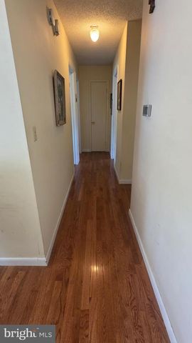 65 VINTON DR, York, PA 17402
