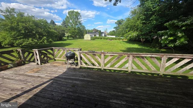 65 VINTON DR, York, PA 17402
