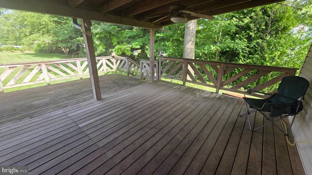 65 VINTON DR, York, PA 17402