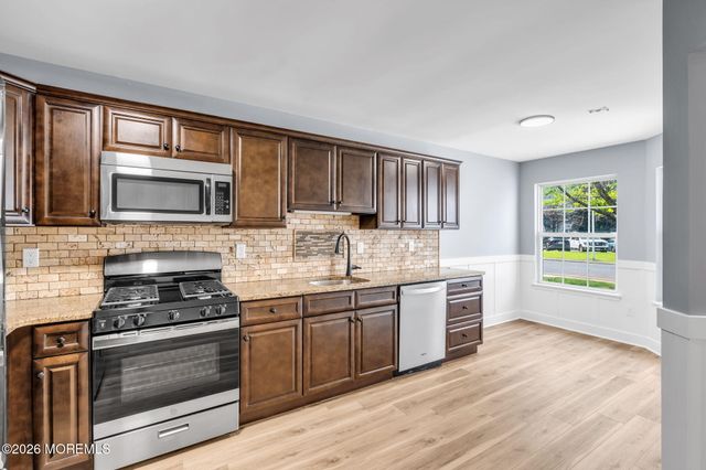 3303 Pepperbush Court 3303, Toms River, NJ 08755