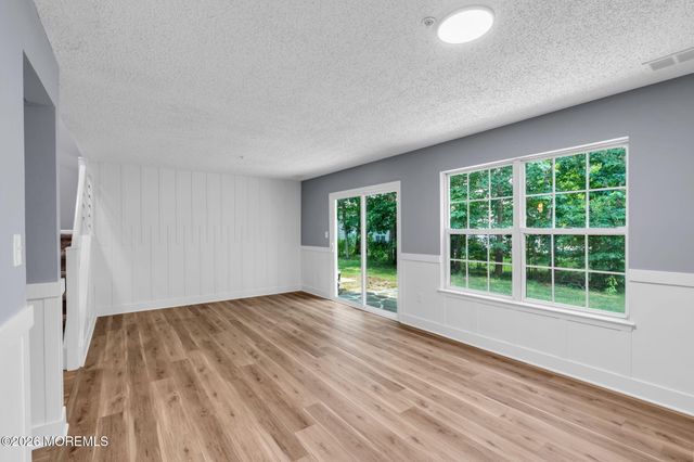 3303 Pepperbush Court 3303, Toms River, NJ 08755