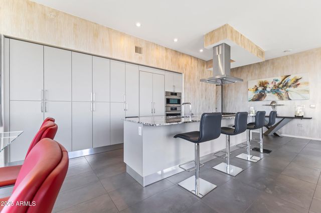 7180 E KIERLAND Boulevard 1218, Scottsdale, AZ 85254