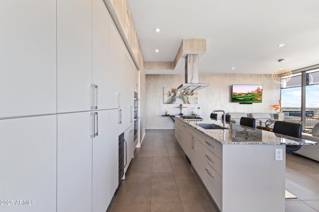 7180 E KIERLAND Boulevard 1218, Scottsdale, AZ 85254