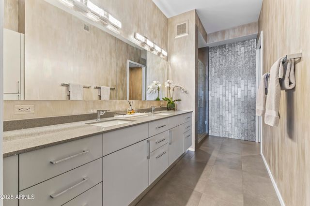 7180 E KIERLAND Boulevard 1218, Scottsdale, AZ 85254