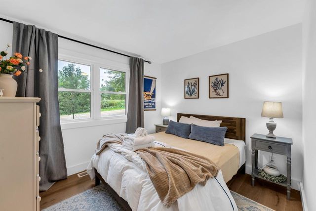 190 Dewey AVENUE, Fontana, WI 53125