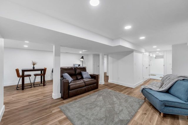 190 Dewey AVENUE, Fontana, WI 53125