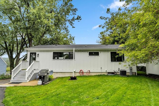 190 Dewey AVENUE, Fontana, WI 53125