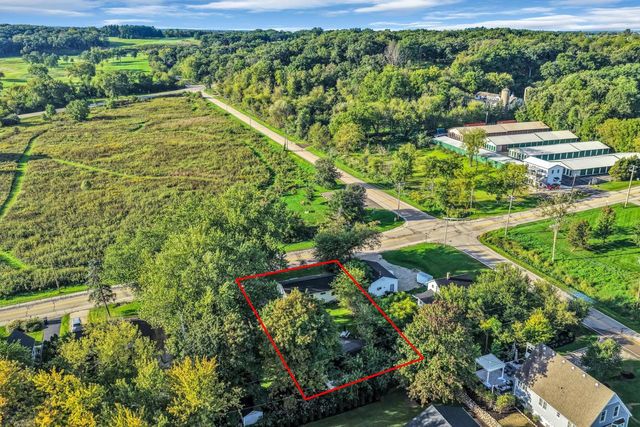 190 Dewey AVENUE, Fontana, WI 53125