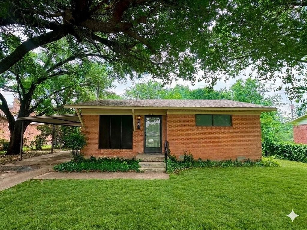 1004 Powell Road, Mesquite, TX 75149