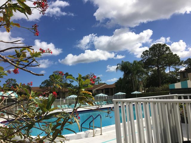 724 Sunny Pine Way D2, Greenacres, FL 33415