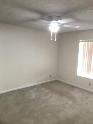 724 Sunny Pine Way D2, Greenacres, FL 33415