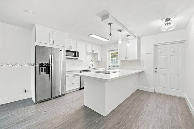 222 N Federal Hwy 115, Deerfield Beach, FL 33441