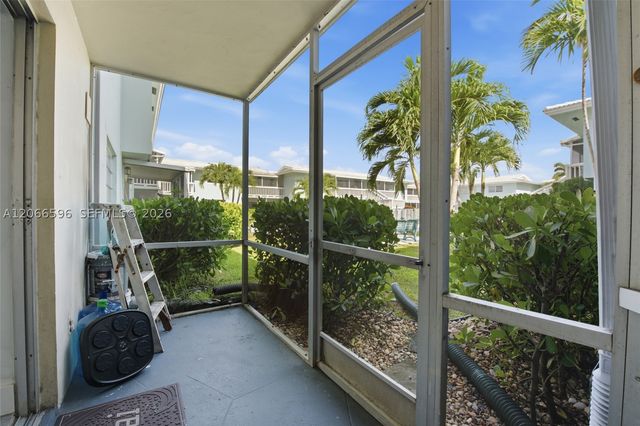 222 N Federal Hwy 115, Deerfield Beach, FL 33441