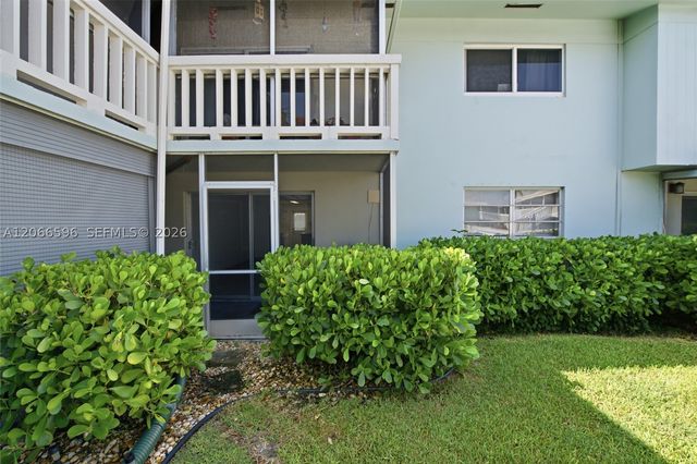 222 N Federal Hwy 115, Deerfield Beach, FL 33441