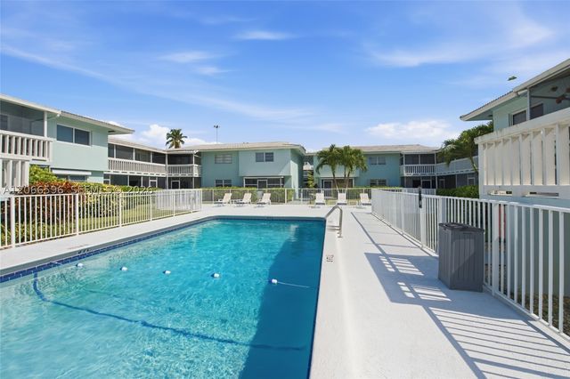 222 N Federal Hwy 115, Deerfield Beach, FL 33441