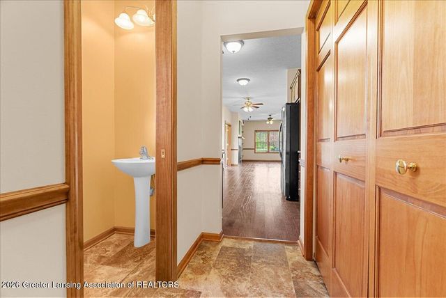 4580 Dimond Way, Dimondale, MI 48821