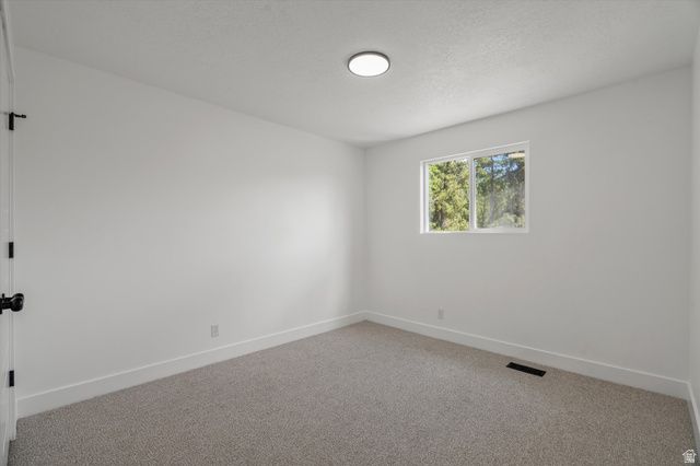 2809 WILLOW HILLS DR, Sandy, UT 84093
